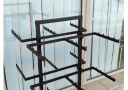 Стійка для продажу білизни чорна матова 1360×600×650 мм — купити торгове обладнання